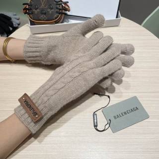 2025.12.17 Balenciaga Gloves 007