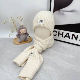2025.12.17  Super Perfect UGG Scarf Hat 037