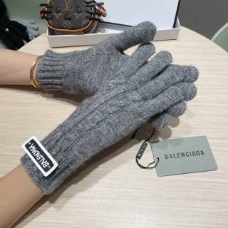 2025.12.17 Balenciaga Gloves 006