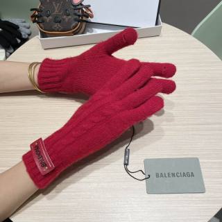 2025.12.17 Balenciaga Gloves 009