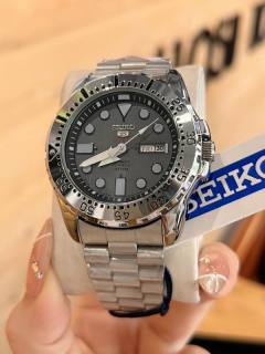 2025.12.31 Seiko Watch 40.6mm 266