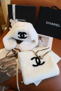2026.01.14  Super Perfect Chanel scarf earmuff 750