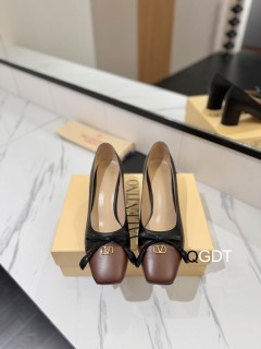 2026.03.10  Super Perfect Valentino Women Shoes Size35-40 752