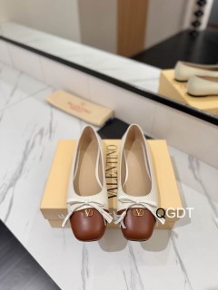 2026.03.10  Super Perfect Valentino Women Shoes Size35-40 754