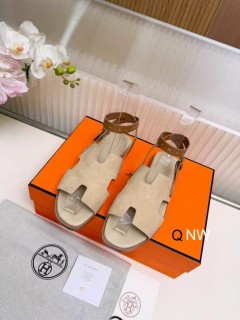 2026.04.17 Super Perfect Hermes Women Sandals sz35-40 428
