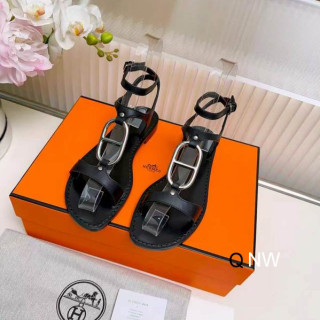 2026.04.17 Super Perfect Hermes Women Sandals sz35-40 429