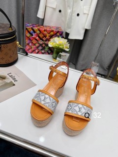 2026.04.27 Super Perfect LV Women Sandals size35-40 1155