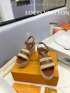 2026.04.27 Super Perfect LV Women Sandals size35-40 1173