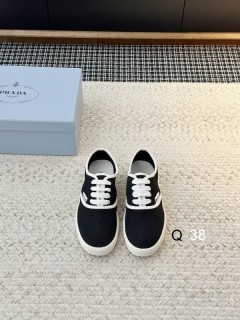 2026.05.13 Super Perfect Prada Women Shoes Size35-40 1158