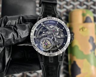 2026.05.15 Roger Dubuis Watch 46mm 260