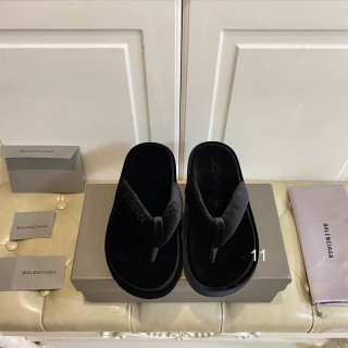 2026.05.20 Super Perfect Balenciaga Slippers Size35-40 388