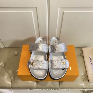 2026.05.26 Super Perfect LV Women Slippers Size35-40 1456