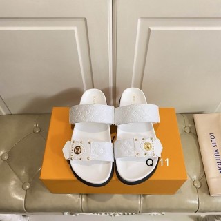 2026.05.26 Super Perfect LV Women Slippers Size35-40 1460