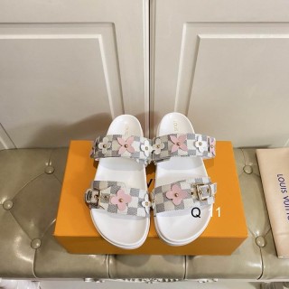 2026.05.26 Super Perfect LV Women Slippers Size35-40 1447
