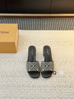 2026.05.28 Super Perfect LV Women Slippers Size35-40 1464