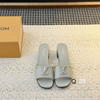 2026.05.28 Super Perfect LV Women Slippers Size35-40 1465