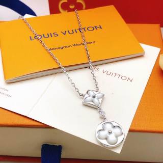 2026.07.02 LV Necklace 2000