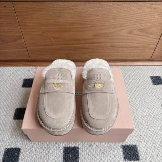 2026.09.28 Super Perfect MiuMiu Women Slippers sz35-40 575