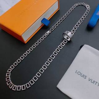 2024.12.10 LV Necklace 1434