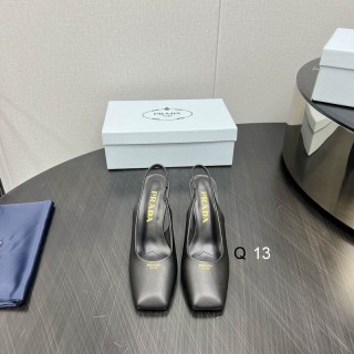 2024.12.11 Super Perfect Prada Women Slippers sz35-40 396