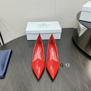2024.12.11 Super Perfect Prada Women Slippers sz35-40 393