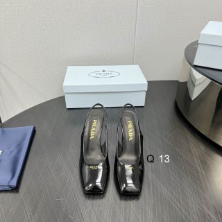 2024.12.11 Super Perfect Prada Women Slippers sz35-40 398