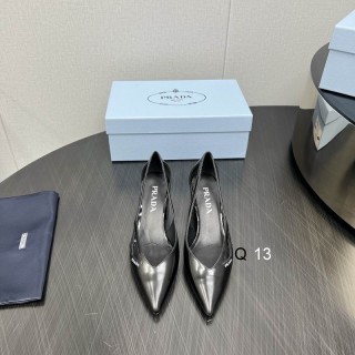 2024.12.11 Super Perfect Prada Women Slippers sz35-40 385