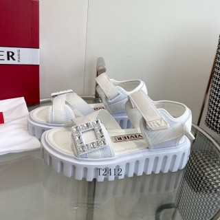 2024.12.16 Super Perfect Roger Vivier Women Shoes Size35-40 001