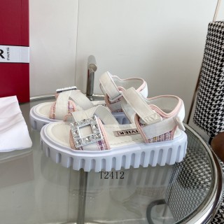 2024.12.16 Super Perfect Roger Vivier Women Shoes Size35-40 005