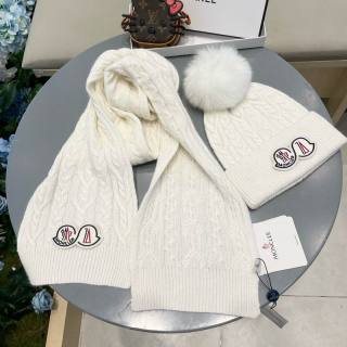 2025.01.16 Moncler Scarf Hat Gloves 057