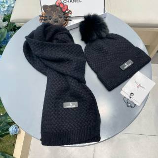 2025.01.16 Moncler Scarf Hat Gloves 052