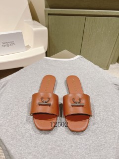 2025.02.18 Super Perfect Alexander McQueen Women Slippers sz35-40 142