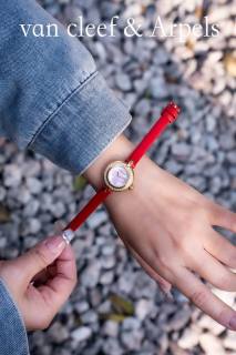 2025.02.28  Van Cleef Arpels Watch 25mm 024