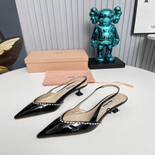 2025.03.03  Super Perfect MiuMiu Women Shoes sz35-40 232
