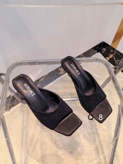 2025.03.03 Super Perfect Versace Women Slippers size35-40 143