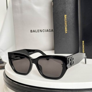 2025.03.04 Original Quality Balenciaga Sunglasses 1043