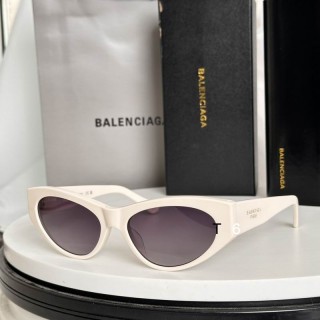 2025.03.04 Original Quality Balenciaga Sunglasses 1053