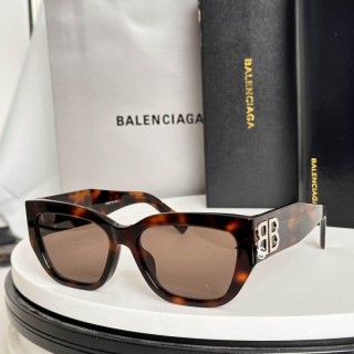 2025.03.04 Original Quality Balenciaga Sunglasses 1046