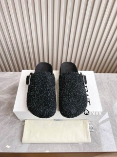 2025.03.11 Super Perfect Loeve Men Slippers size35-40 025