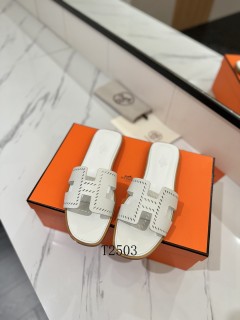 2025.03.11 Super Perfect HERMES Women Slipper sz35-41 1056