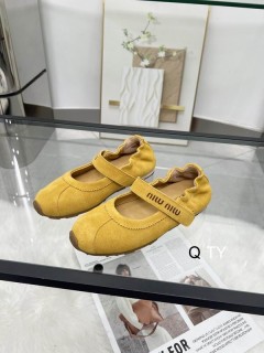 2025.03.18 Super Perfect MiuMiu Women Shoes sz35-40 849