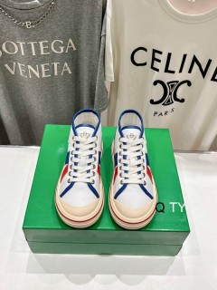 2025.03.24 Super Perfect Celine Women Shoes sz35-40 297