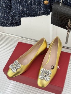 2025.03.28 Super Perfect Valentino Women Shoes Size35-40 536