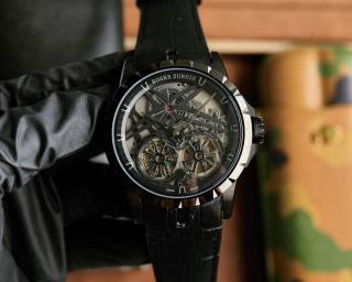 2025.04.01 Roger Dubuis Watch 46mm 177