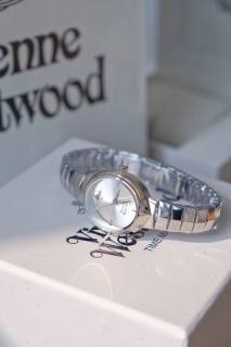 2025.04.17 Vivienne Westwood Watch 052