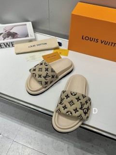2025.04.23 Super Perfect LV Women Slippers size35-40 1358