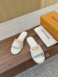 2025.04.23 Super Perfect LV Women Slippers size35-40 1353