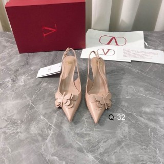 2025.04.29 Super Perfect Valentino Women Sandals Size35-40 571