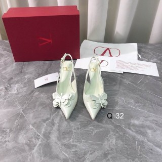 2025.04.29 Super Perfect Valentino Women Sandals Size35-40 572