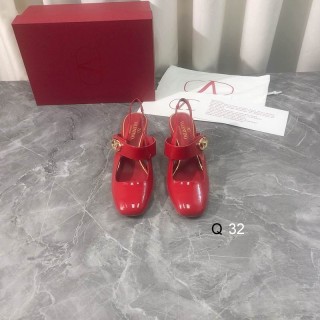 2025.04.29 Super Perfect Valentino Women Sandals Size35-40 575